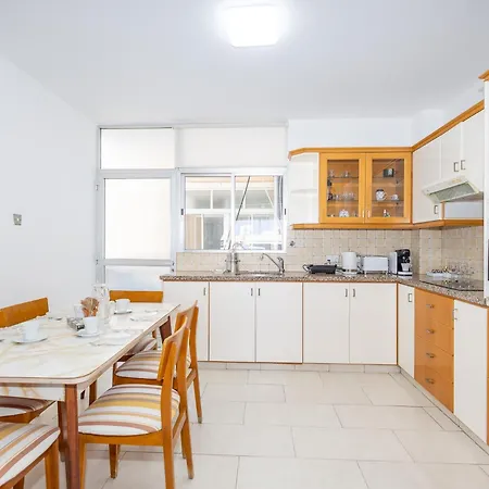 Daire Artemis Salt 3br Mackenzie