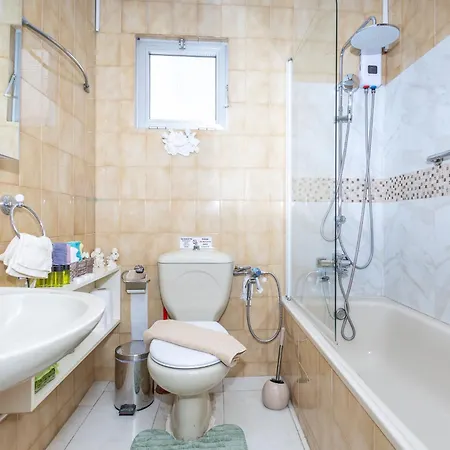Artemis Salt 3br Mackenzie Daire *